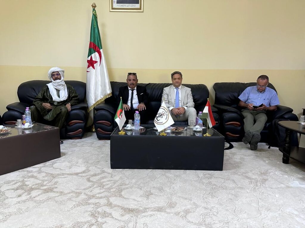 زيارة سفير دولة المجر و الوفد المرافق له الى جامعة تامنغست