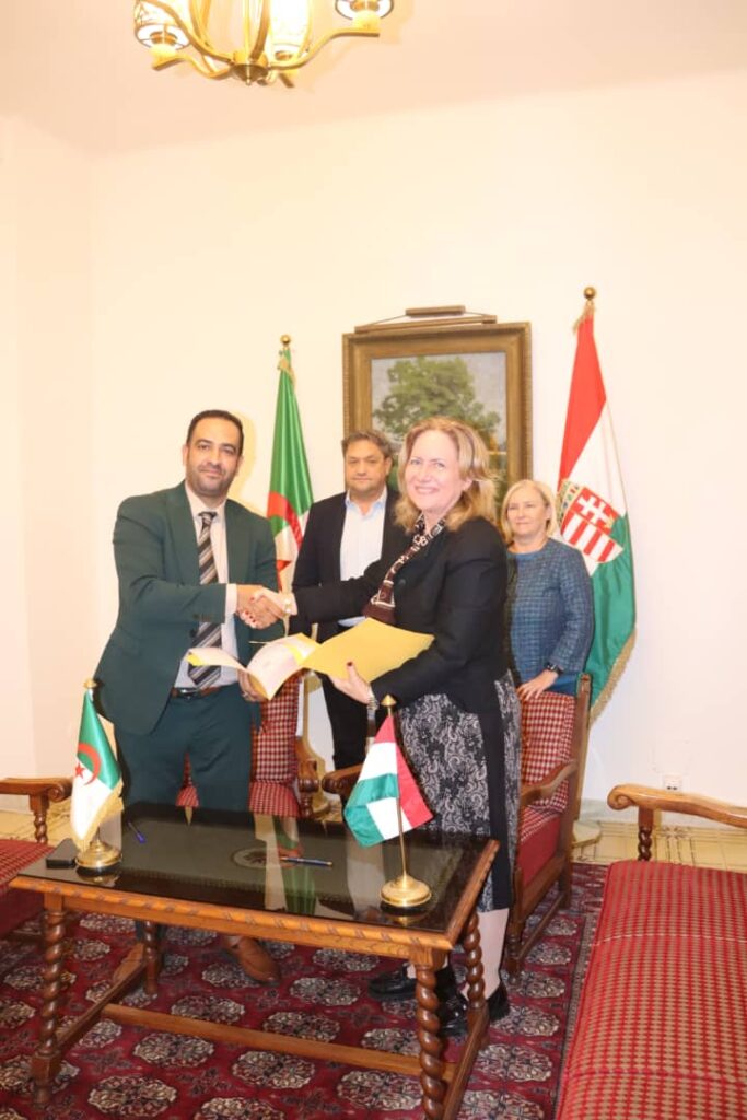 جامعة تامنغست تعزّز تعاونها الدولي