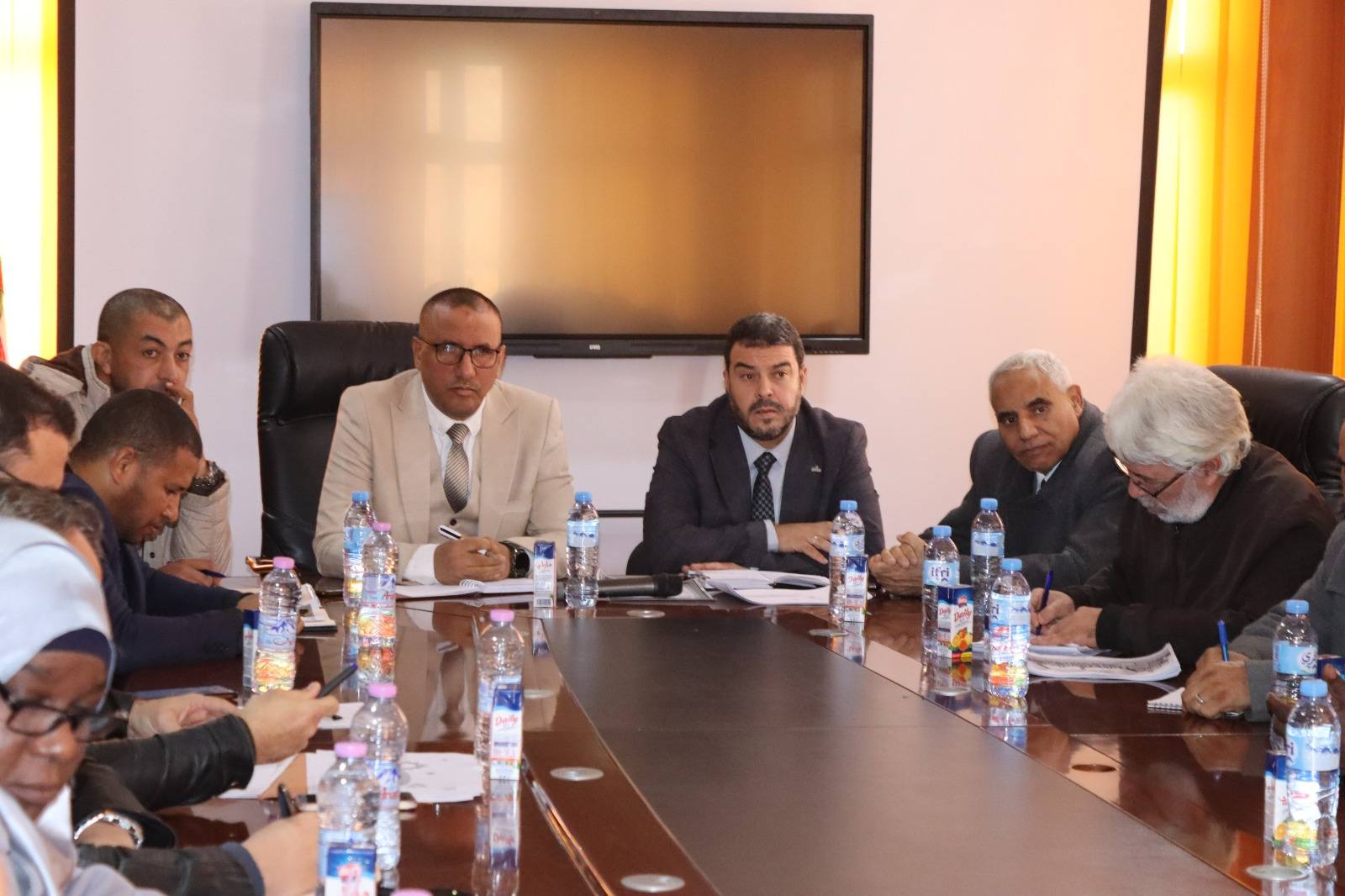 انعقاد مجلس إدارة جامعة تامنغست “الدورة الإستثنائية